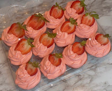 Load image into Gallery viewer, Strawberry Dream Cupcakes
