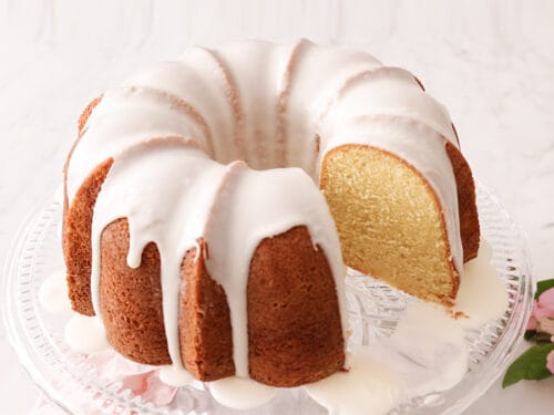 Classic Vanilla Pound Cake